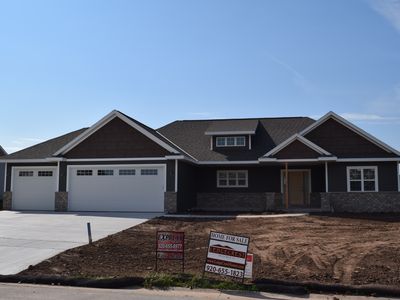 3785 Shore Crest, Green Bay, WI, 54311