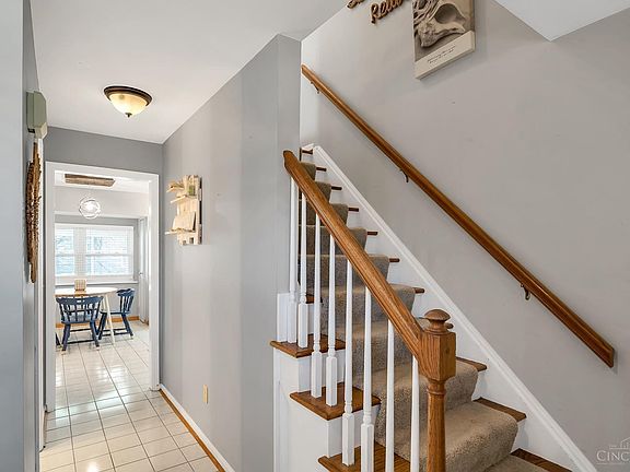 2nd image of 2531 Falconbridge Dr