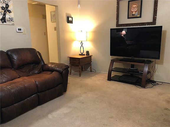 5th image of 42 E Mountain Creek Dr #24