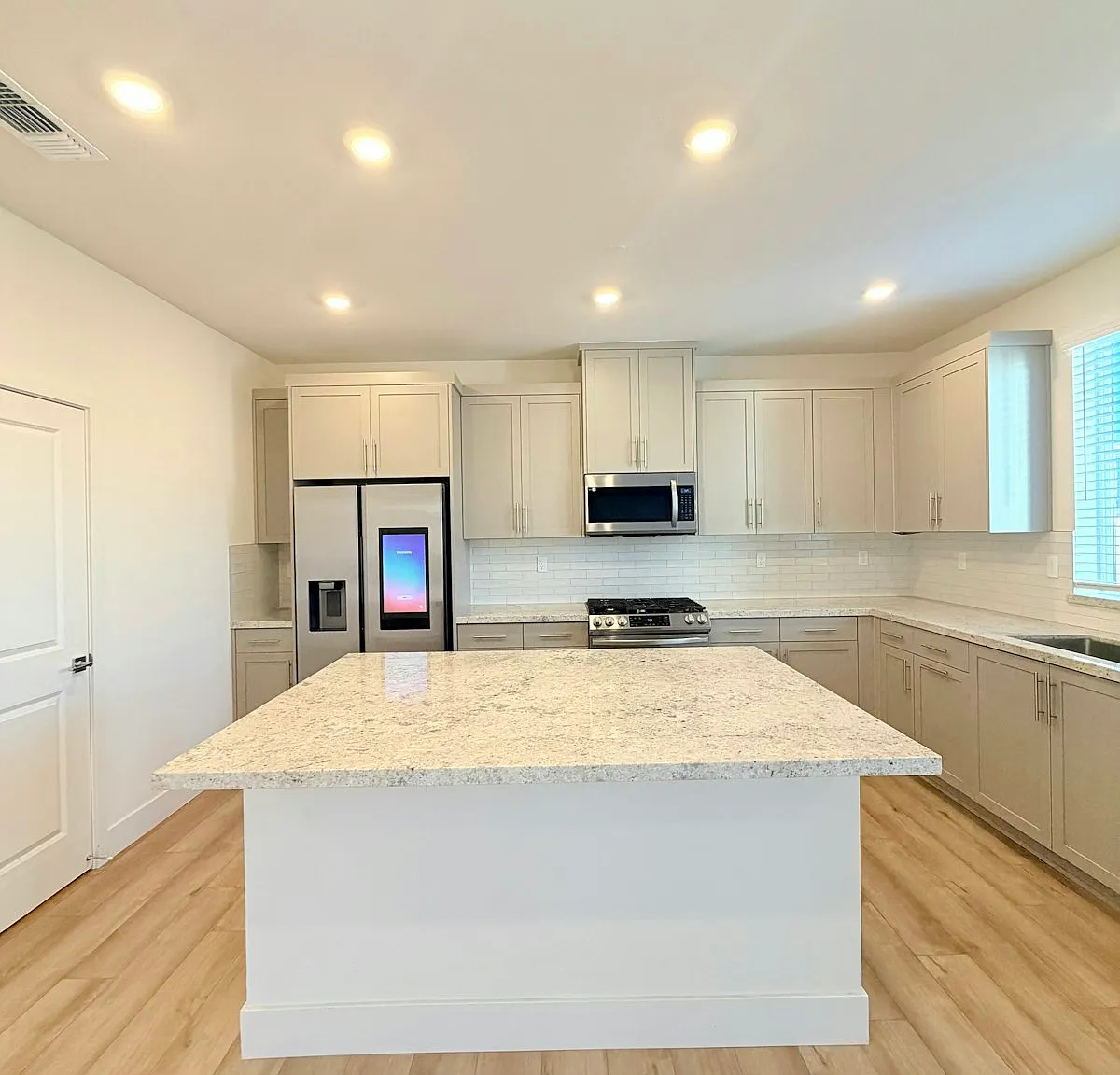 3948 Telluride Street — Photo 4