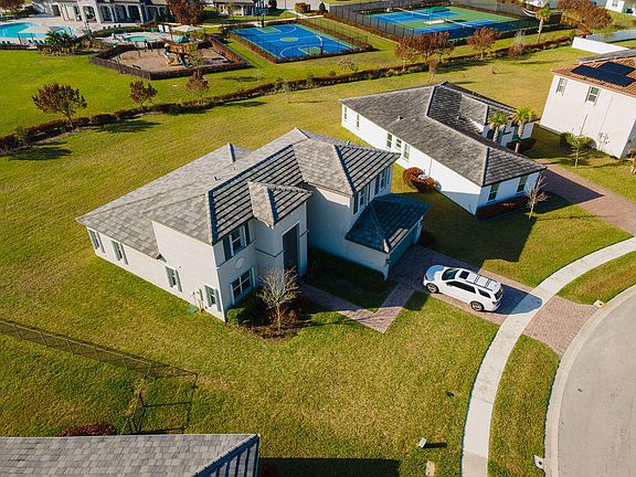 5th image of 7206 NW Farnsworth Circle