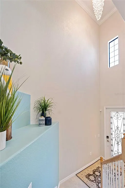 3 bed, 2.0 bath, 2284 sqft, $3,500 — Photo 2