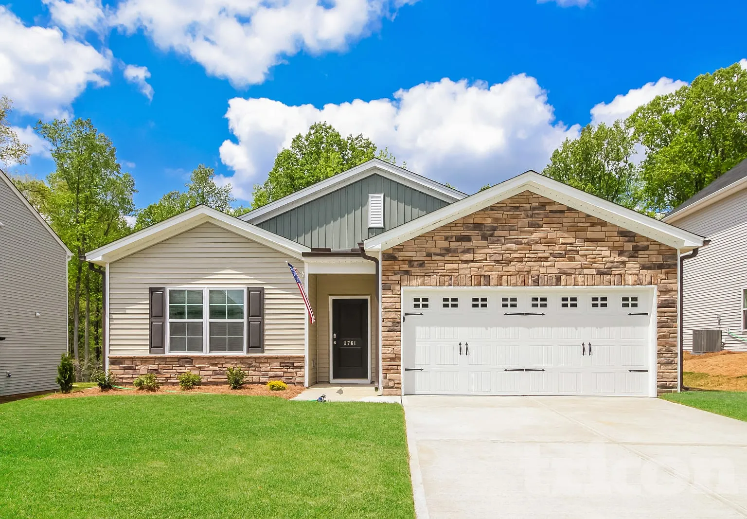 3761 Streamside Drive Thomasville NC — Photo 1