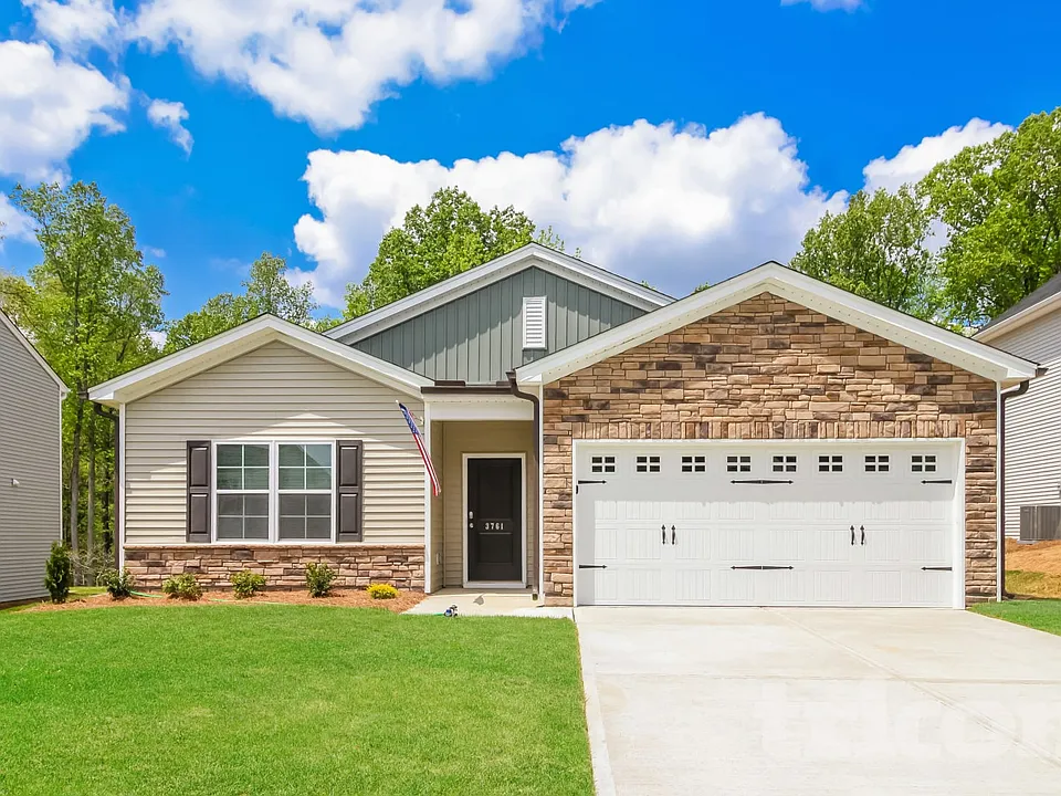 3761 Streamside Dr