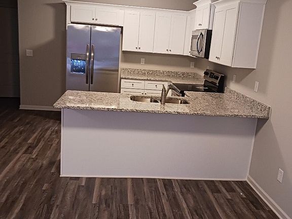 Granite tops in kitchen
