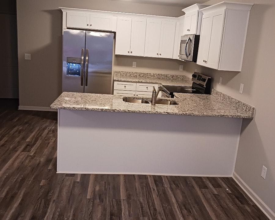 Granite tops in kitchen
