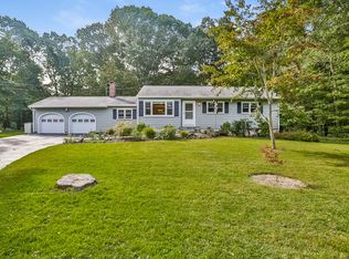 54 Appleblossom Ln, Newtown, CT 06470