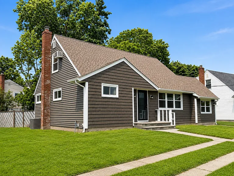 7 Mindy Ln — Photo 2