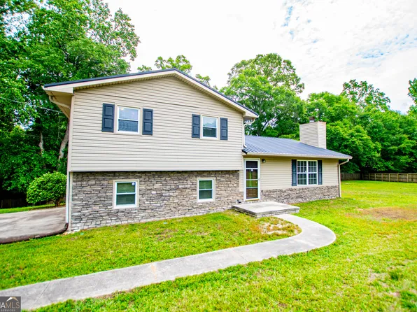 284 Katie Ln, Carrollton, GA 30117