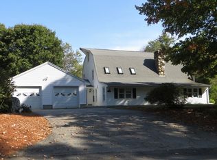 10 Allen Rd, Sturbridge, MA 01566