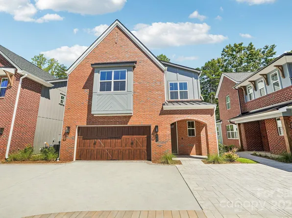 620 Mercury Dr, Tega Cay, SC 29708