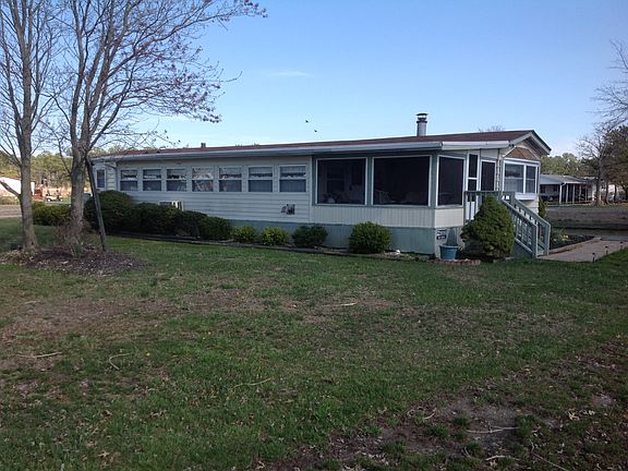 2nd image of 167 Holly Berry Drive