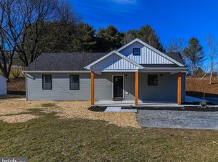 476 N Heidelberg Rd, Robesonia, PA 19551