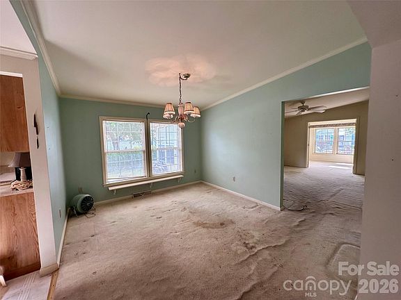 3rd image of 308 Riverwind Dr