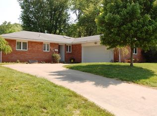 1001 47th St, Vienna, WV 26105