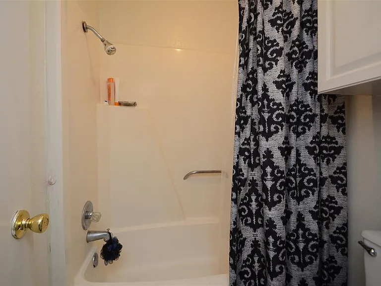 137 Pine Mdws — Photo 9