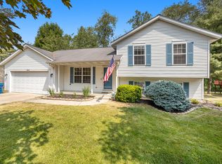 615 Coleman St SE, Grand Rapids, MI 49548