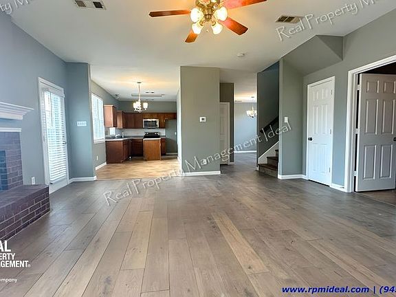 4th image of 3813 Remington Ct