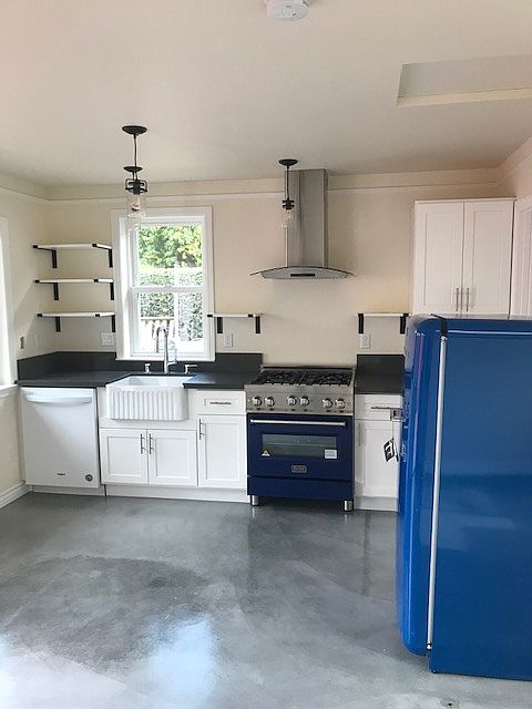 1st image of 1189 Glenn Ave #B
