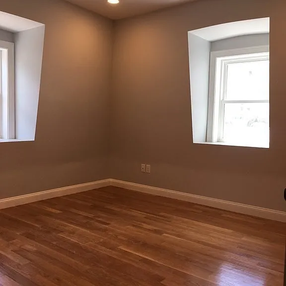 17 Alpine St #2 — Photo 9