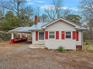 196 Simpson Dr NE, Concord, NC 28025