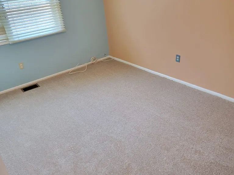 12121 Dove Cir — Photo 4
