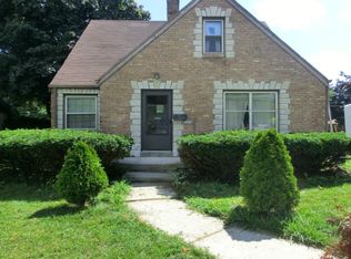 3576 S 60th St, Milwaukee, WI 53220