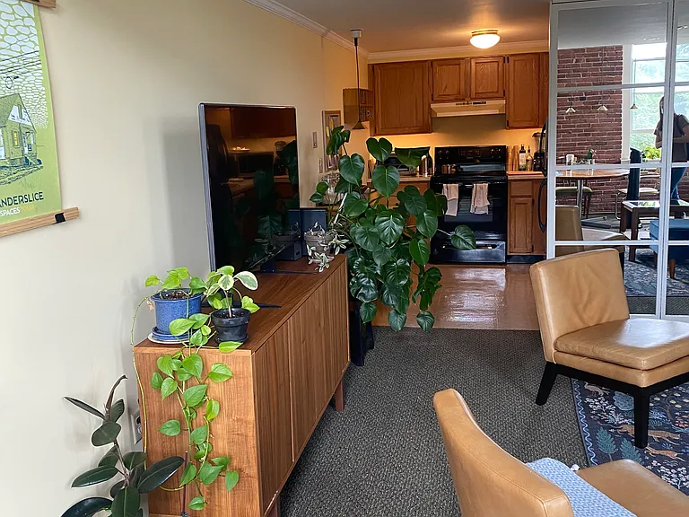 50 Union St #21 — Photo 8