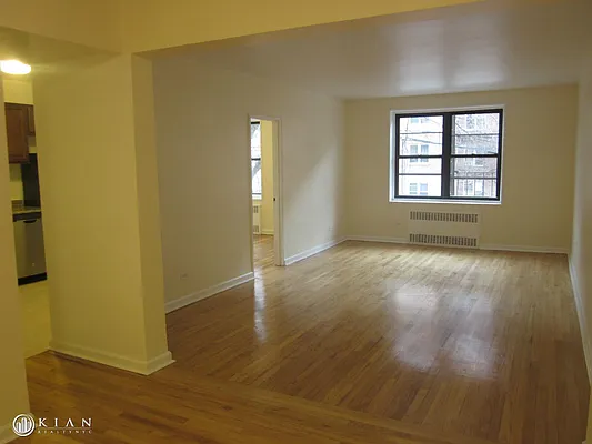 Rented by Kian Realty | media 14