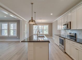 30 Sweet Blossom Bnd, Freeport, FL 32439