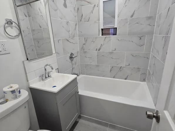 (undisclosed Address), Bronx, NY 10472