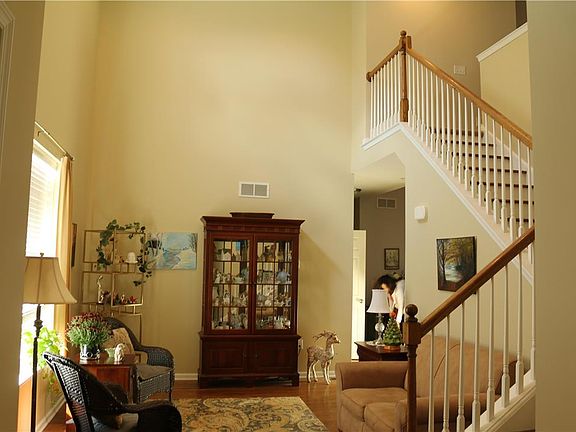 5th image of 4468 Cottonwood Dr