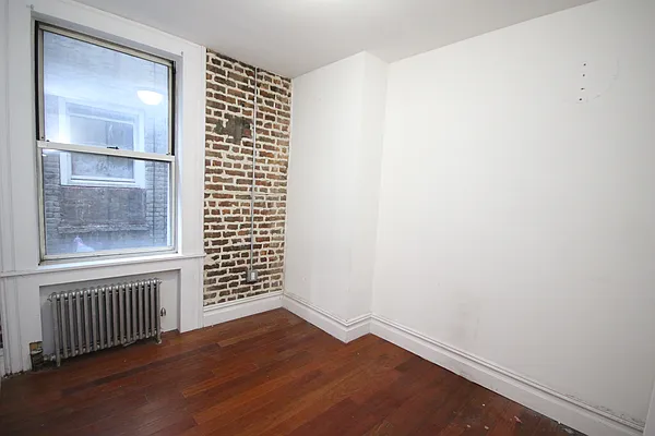 Rented by Compass | media 22