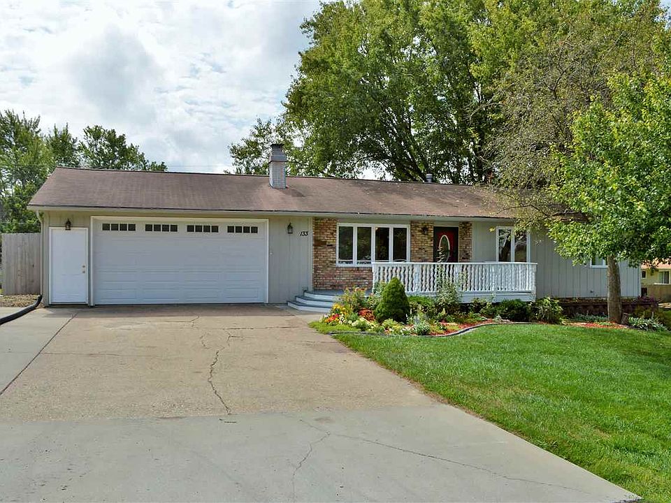 1st image of 133 Henry Dr