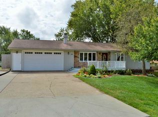 133 Henry Dr, Orion, IL 61273