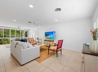 1340 Crayton Rd, Naples, FL 34102