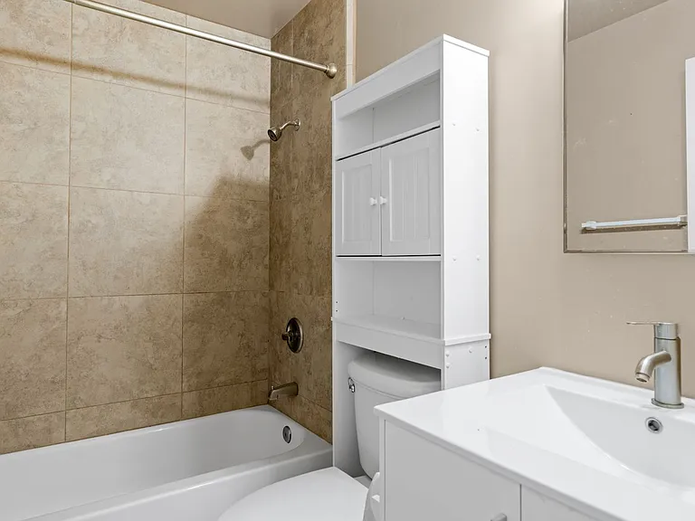 10498 Mills Tower Dr — Photo 20
