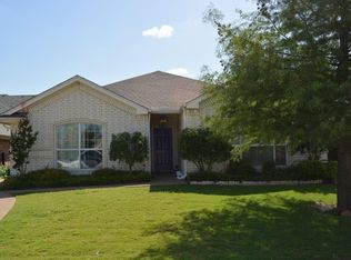 203 Oleander Pl, Waxahachie, TX 75165
