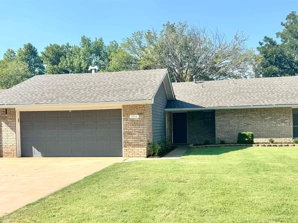 1814 Buckboard Ln, Enid, OK 73703