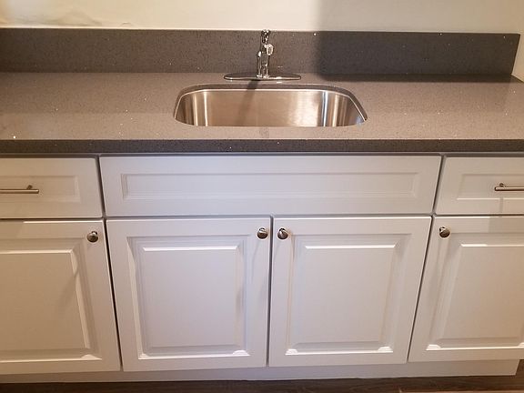 4th image of 5752 Pickering Ave APT 5