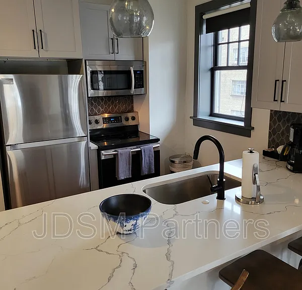 630 E 16th Ave #202 — Photo 2