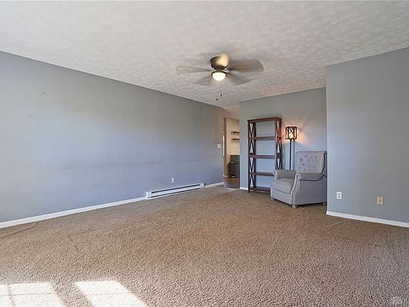3rd image of 213 N Butter St