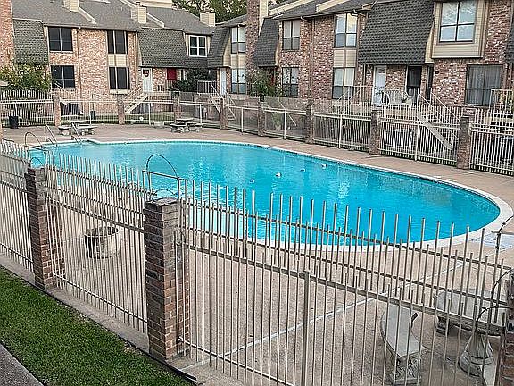 3rd image of 2019 Place Rebecca Ln Unit G-10