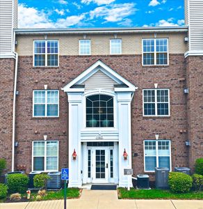 1163 Mill Crossing Dr APT 100, Saint Louis, MO, 63141