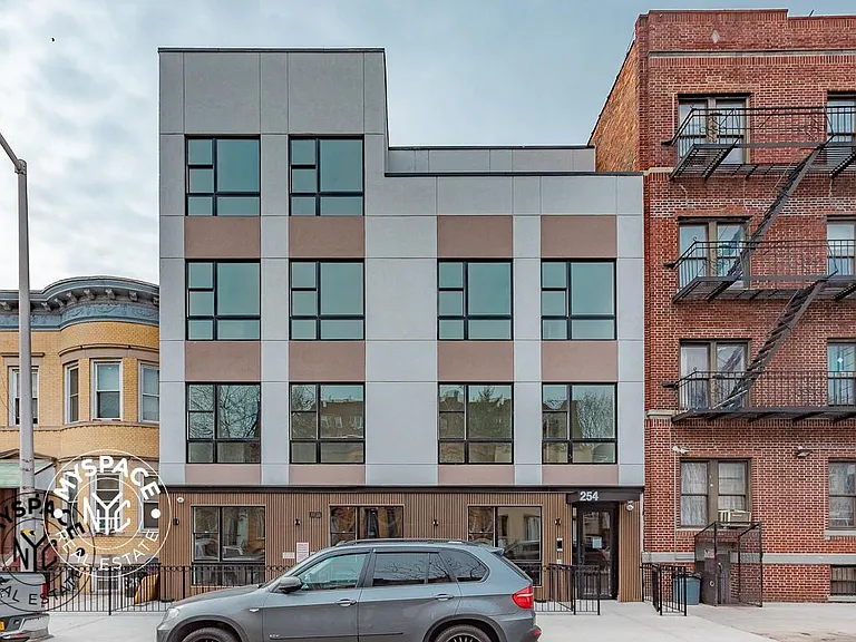 254 E 28th St #4A — Photo 11
