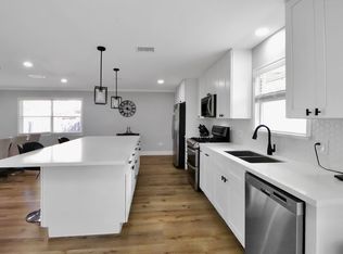 6111 Shadow Crest St, Houston, TX 77074