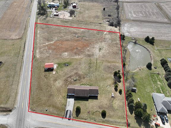 2nd image of 5783 Moon Evans Rd