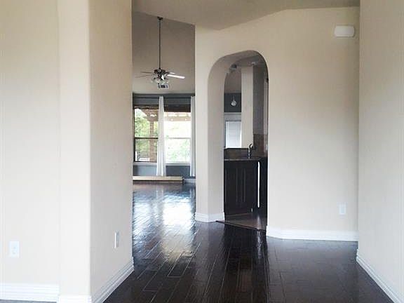 4th image of 8925 Haas Dr