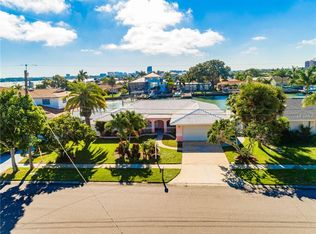 441 Palm Is SE, Clearwater, FL 33767
