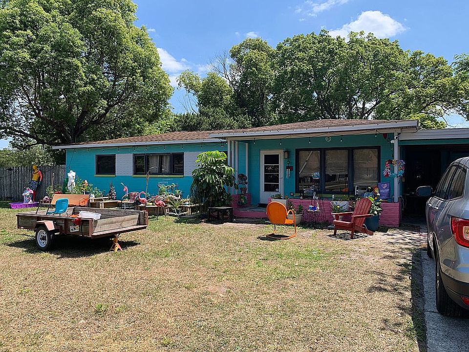 1st image of 101 Willow Dr